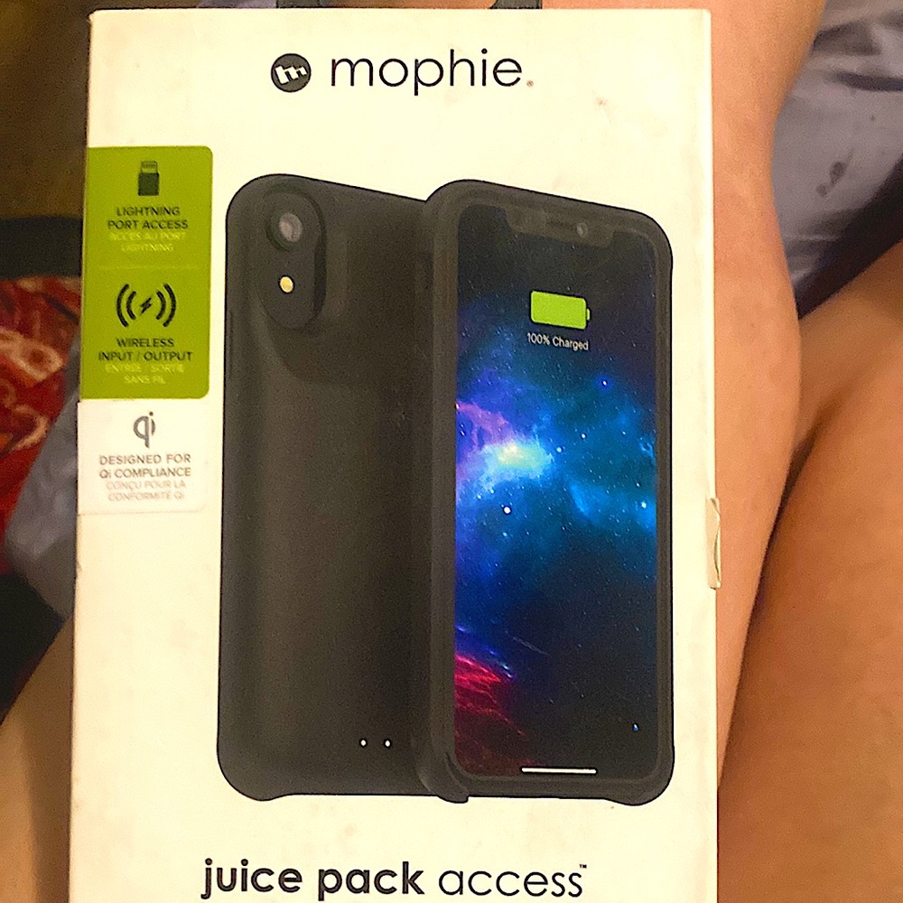 Mophie juice pack access Made for iPhone XR